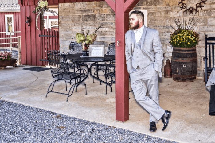 Barn wedding dress attire