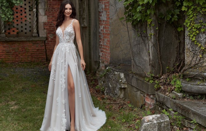 Best Wedding Dresses for Short Brides