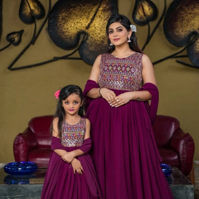 Mother daughter dresses for weddings